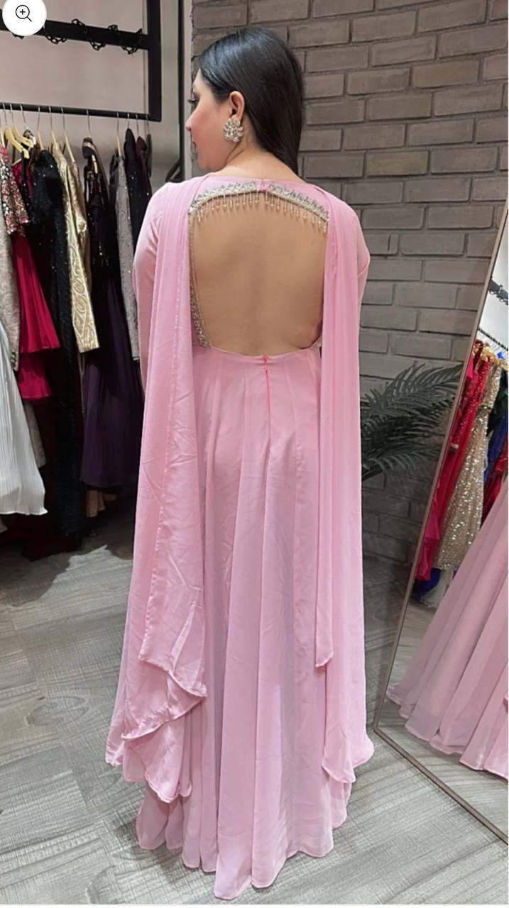 Capturing Elegance: A Selfie in Pink Glamour