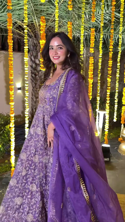 A Royal Amethyst Dream, Woven in Timeless Grace