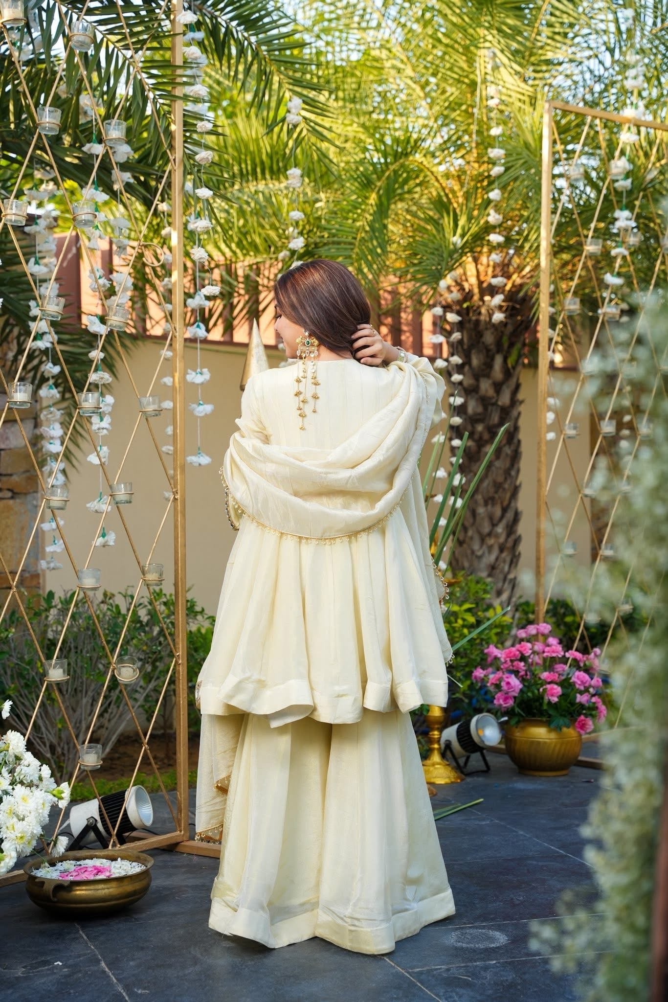 Royal Mirror Embellished Festive Look